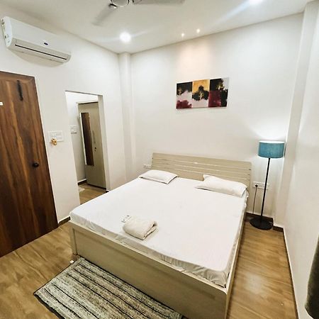 Shree Stay Inn Luxe' Holiday Home 乌贾因 外观 照片